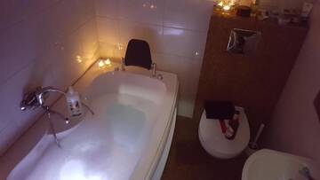 Фото номера Deluxe Double Room with Spa Bath - Attic Дома для отпуска Spa Apartamenty Lidzbark г. Лидзбарк 7